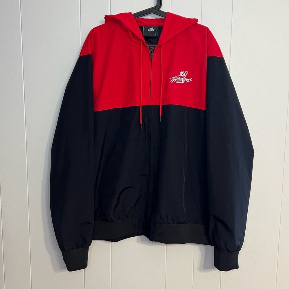 100 Thieves Foundations Windbreaker in the Black and Red colorway Size‎ XL